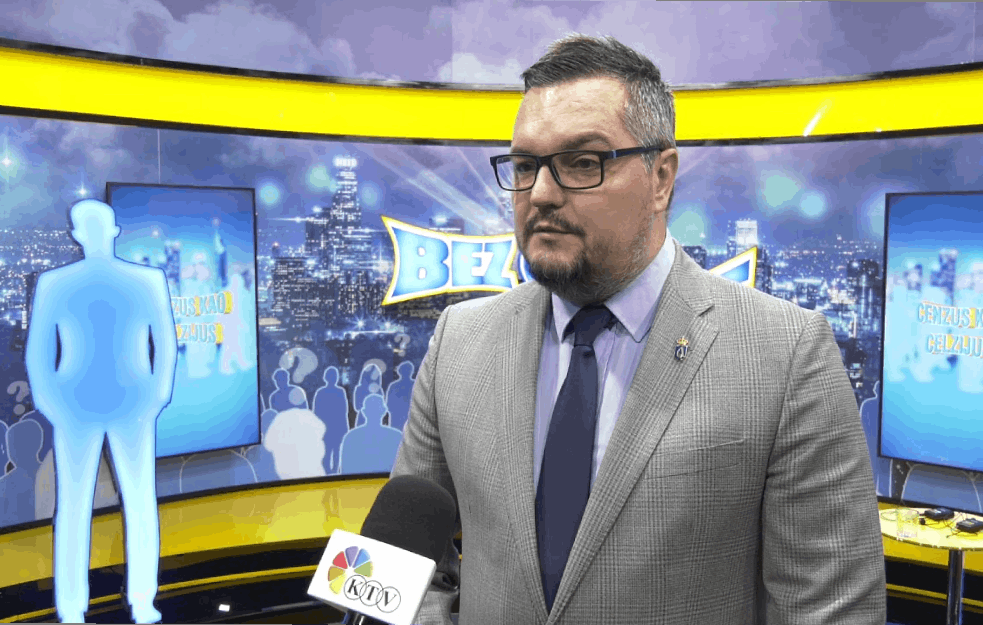 PREDSEDNIK <span style='color:red;'><b>POKS</b></span> ŽIKA GOJKOVIĆ PREBIO ČOVEKA  U SOMBORU: Političar tvrdi da je bio isprovociran